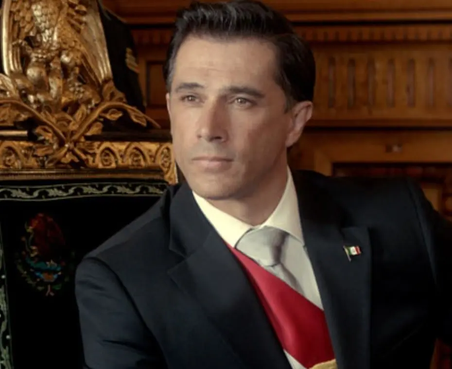 La dictadura perfecta (2014)