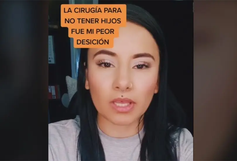 Mujer se arrepiente de operarse para no tener hijos
