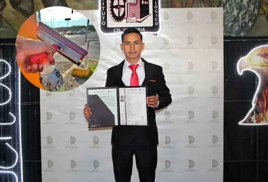 Joven que limpiaba vidrios en gasolineras y semáforos consigue titularse como ingeniero Joven que limpiaba vidrios en gasolineras y semáforos consigue titularse como ingeniero
