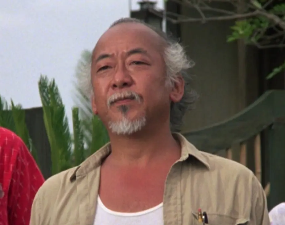 Pat Morita interpret&oacute; al se&ntilde;or Miyagi