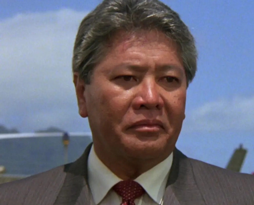 Danny Kamekona interpret&oacute; a Sato, un antiguo rival del se&ntilde;or Miyagi.