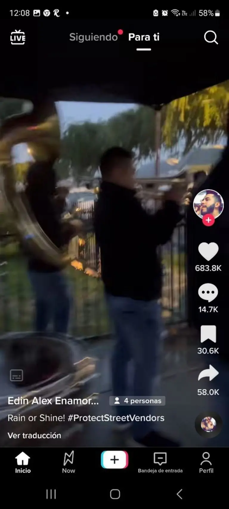 Estadounidense corre a mexicanos de su calle - Tomada de video