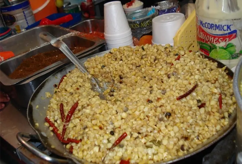 M&eacute;xico es uno de los pa&iacute;ses con una de las gastronom&iacute;as m&aacute;s ricas a nivel mundial, pero recientemente la gu&iacute;a gastron&oacute;mica present&oacute; su top 50 de las mejores comidas callejeras  que hay en el mundo y destacaron varios antojitos mexicanos.