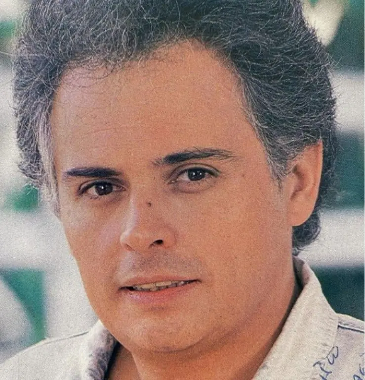 Ra&uacute;l Vale