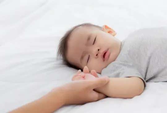 Las niñas y niños de 0 a 3 años de edad necesitan de cuidados amorosos y sensibles que acompañen su desarrollo. Las niñas y niños de 0 a 3 años de edad necesitan de cuidados amorosos y sensibles que acompañen su desarrollo.