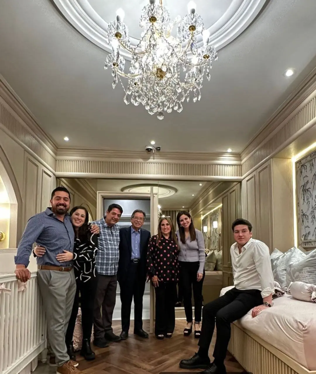 Mariana y Samuel le encargaron la decoración de la recámara a la empresa Blásquez Villaseñor Arquitectura.