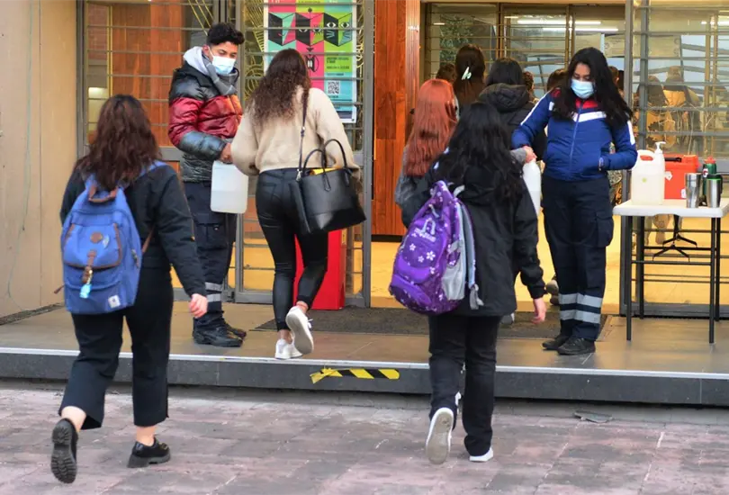 Anuncios para los beneficiarios de las Becas Benito Ju&aacute;rez. 