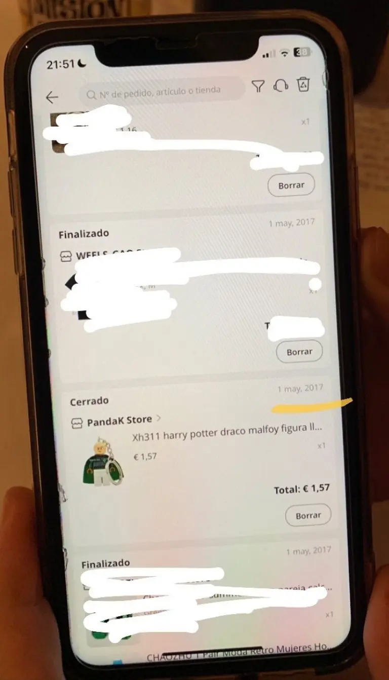 Joven recibe pedido de AliExpress después de 5 años (Twitter)