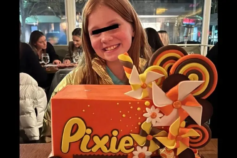 Pixie Curtis - Especial