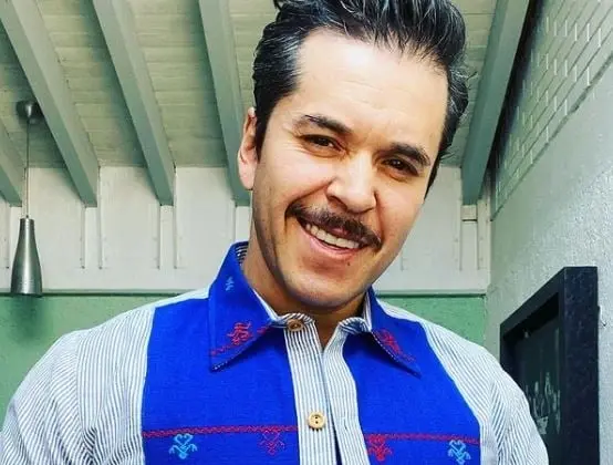 El "cachanilla" ha logrado destacarse en el género ranchero, donde tuvo la oportunidad de cantar junto a Vicente Fernández y Joan Sebastian.
