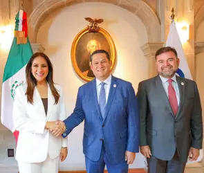 Diego Sinhué anuncia cambios estratégicos en su gabinete