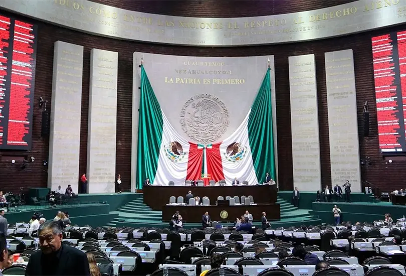 Cambian edad m&iacute;nima para ser diputado en M&eacute;xico, as&iacute; queda. 