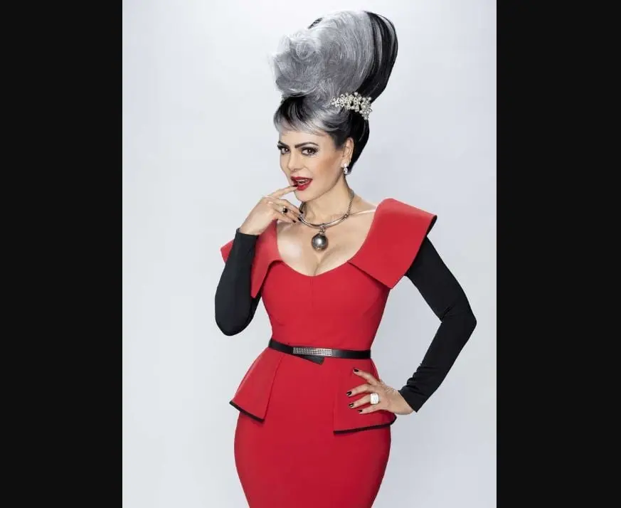 En 2020 participó en el melodrama "Te doy la vida", y en 2022 en la serie "Albertano contra los mostros".