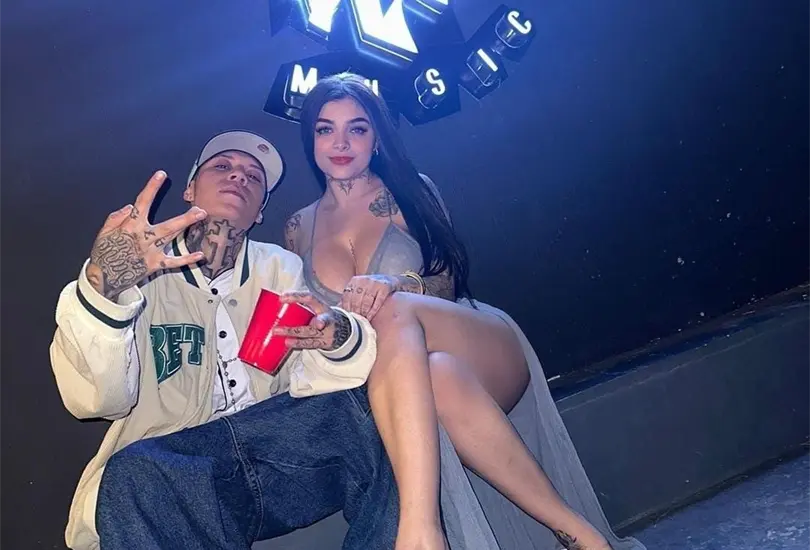 Karely Ruiz y Santa Fe Klan estar&iacute;an preparando una colaboraci&oacute;n musical. 