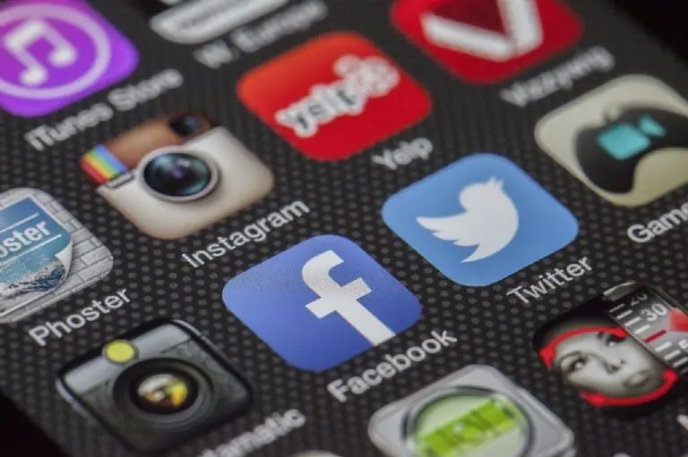 Instagram tiene muchos códigos para mandarle indirectas a tu crush. Fuente: Pixabay