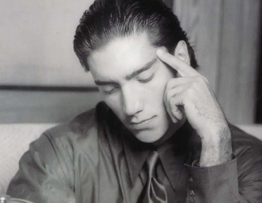 El &aacute;lbum 'Me estoy enamorando', producido por Emilio Estefan, Jr. y Kike Santander, permaneci&oacute; siete semanas en el primer lugar de la lista de &eacute;xitos Billboard de m&uacute;sica latina.