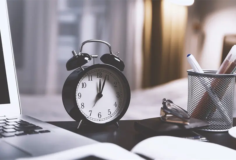 Dispositivos electrónicos se adelantan una hora por horario de verano y causan confusión Dispositivos electrónicos se adelantan una hora por horario de verano y causan confusión