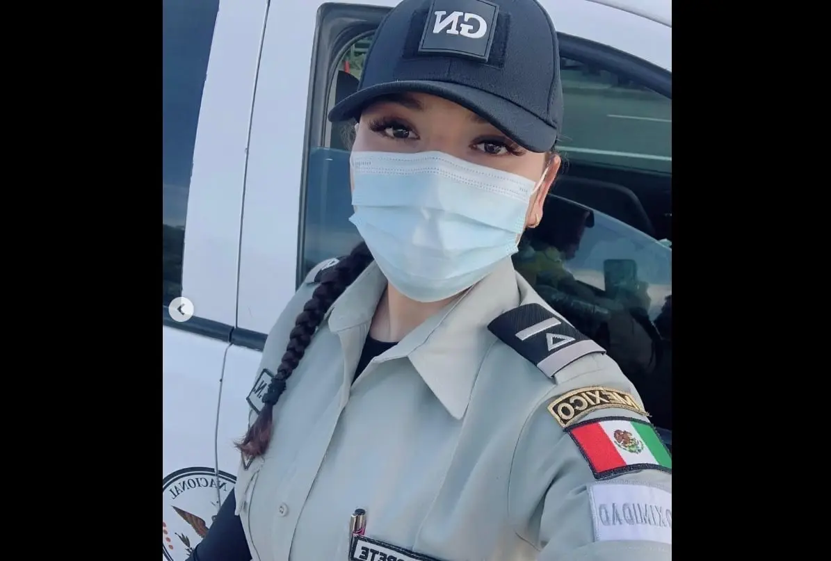 También muestra detalles de su trabajo, donde realiza revisiones en las carreteras del país.