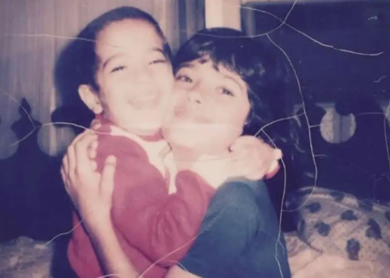 Creció en una familia devotamente católica, y al cumplir los 12 años, fue enviada a la Academia del Sagrado Corazón, Grand Costeau, Luisiana.