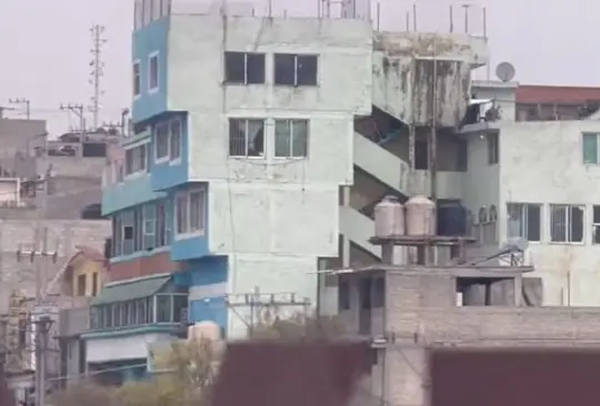 Casa invertida en Ecatepec se volvi&oacute; viral. 