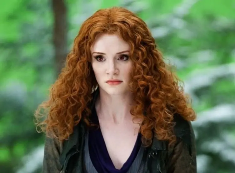 Bryce Dallas Howard | Victoria