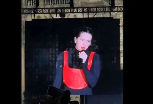 Rosalía en el concierto gratuito en el Zócalo de la Ciudad de México. 