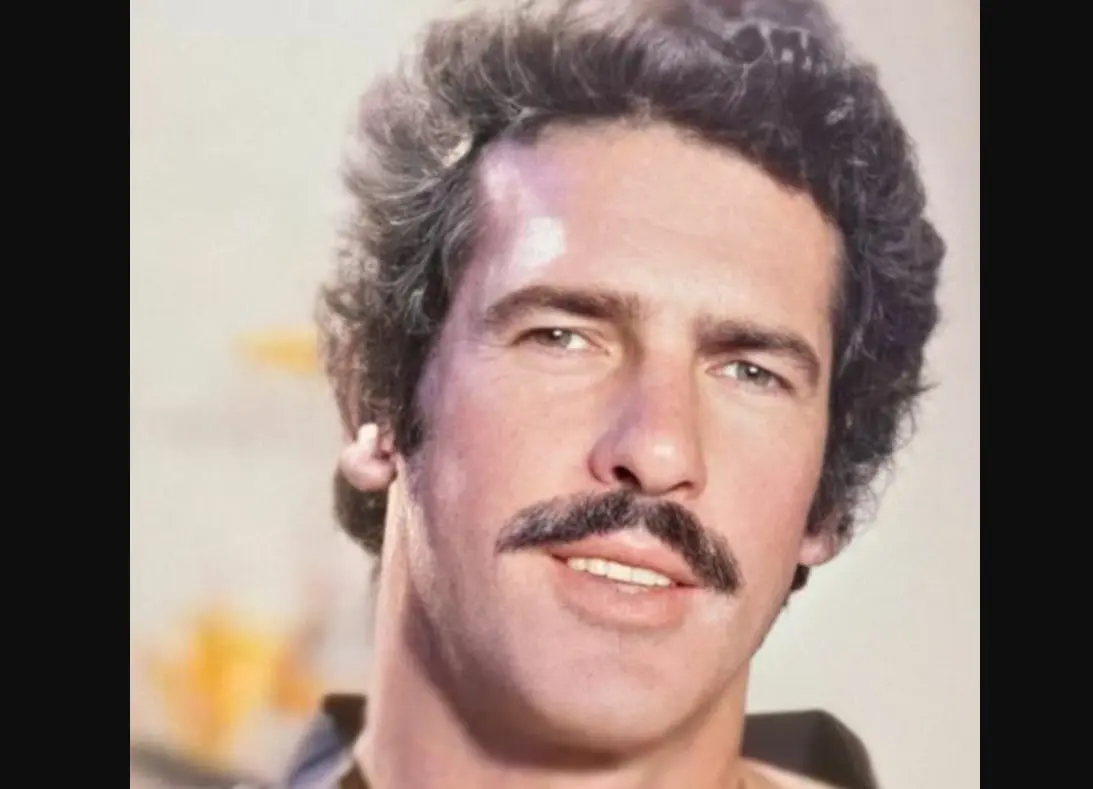 No es un secreto que el actor amaba a las mujeres y en alguna ocasi&oacute;n confes&oacute; que a los 26 a&ntilde;os ya hab&iacute;a estado con 800 mujeres diferentes por lo que dej&oacute; de contarlas.