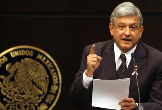 Desafuero de AMLO: Por este delito casi le quitan la candidatura. Desafuero de AMLO: Por este delito casi le quitan la candidatura.
