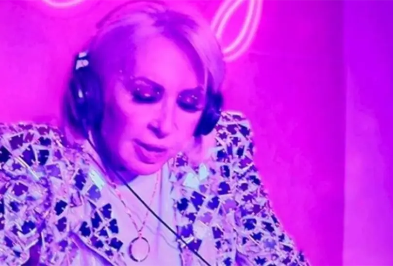 Laura Bozzo debut&oacute; como DJ en antro de la CDMX