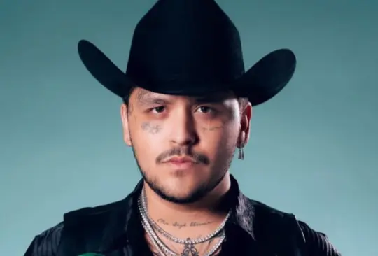 Christian Nodal anuncia debut como comentarista de deportes