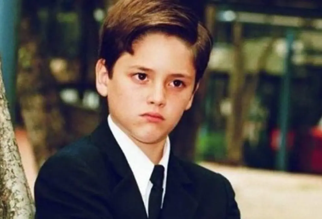 Christopher Uckermann interpret&oacute; a Santiago