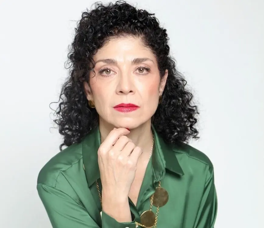 Ha trabajado en otras producciones como Hasta que te conocí, Yago y El dragón.