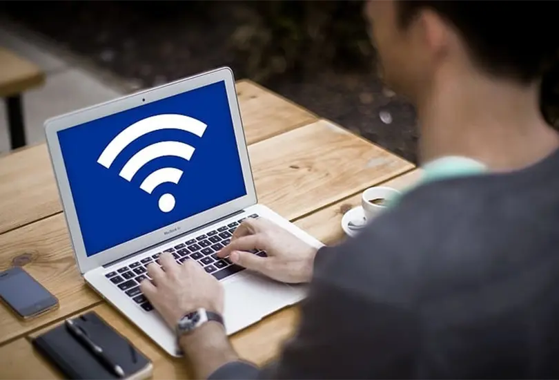&iquest;C&oacute;mo saber si se est&aacute;n robando  mi internet? 