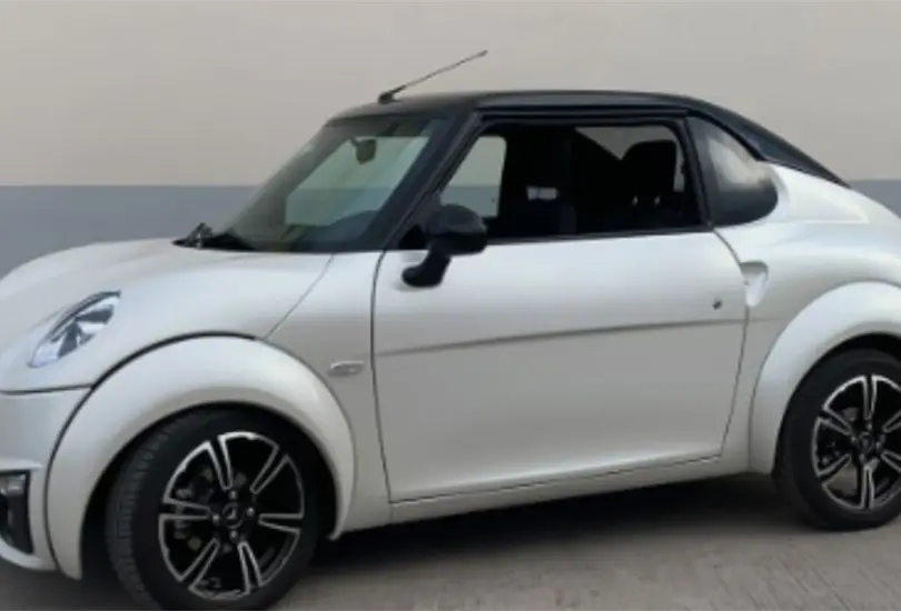 Zacua es una empresa derivada de Motores Limpios que presenta dos auto completamente el&eacute;ctricos
