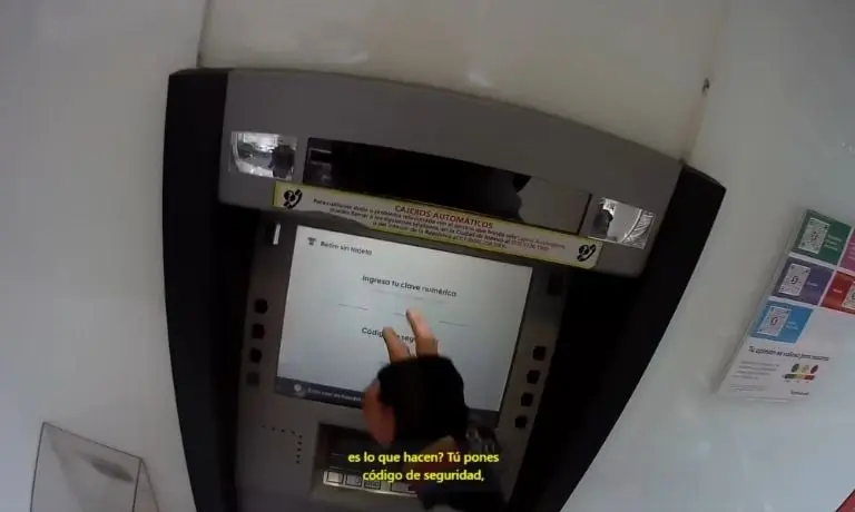 Exhiben modus operandi de robos en cajeros automáticos - Tomada de video
