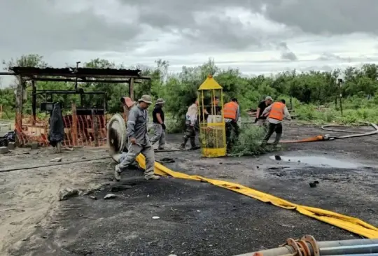 Tras el derrumbe de la mina El Pinabete en Coahuila van dos personas detenidas. 