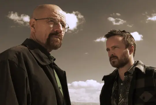 Breaking Bad fue una serie que se transmitió de 2008 a 2013, protagonizada por Aaron Paul y Bryan Cranston, y es considerada la mejor de todos los tiempos. 