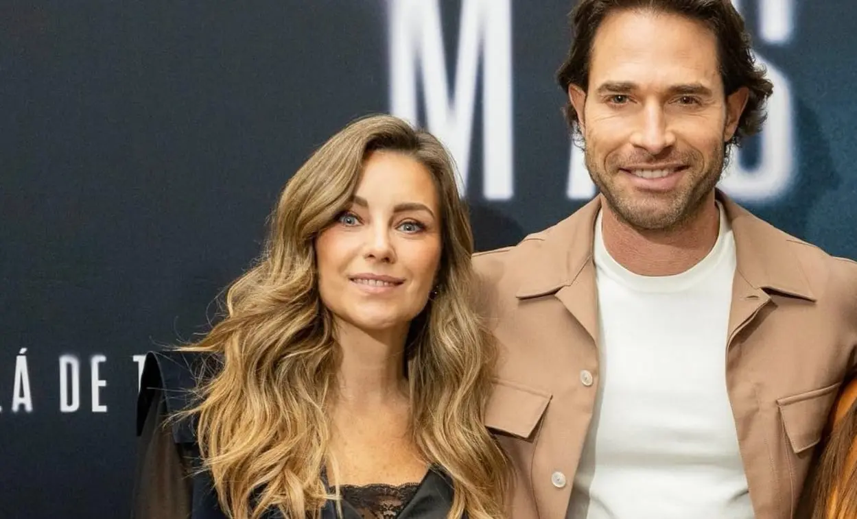 Ahora tiene 50 años, está casada con Fabián Ibarra y tiene dos hijas. Dejó la actuación para dedicarse a su familia, pero recientemente retomó su carrera con la serie Más allá de ti.