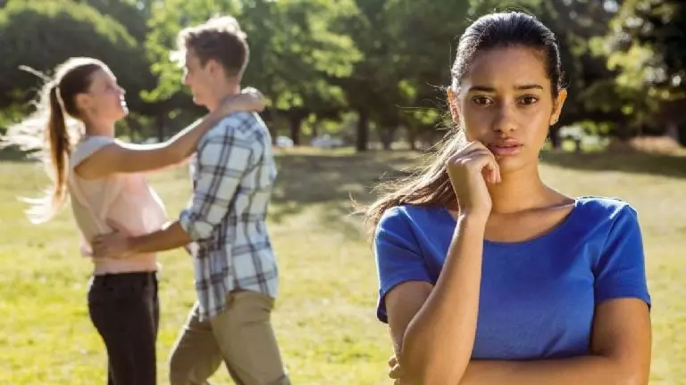 ¿La infidelidad es una opción para una relación sana? Foto: Canva