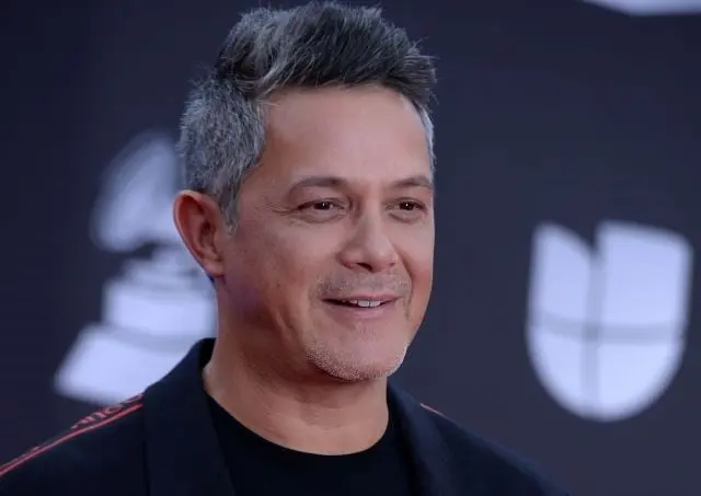 El cantante español preocupó a sus fans al revelar que no esta bien. El cantante español preocupó a sus fans al revelar que no esta bien.
