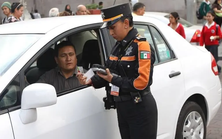 Edomex suspende multas de tr&aacute;nsito para evitar corrupci&oacute;n de polic&iacute;as