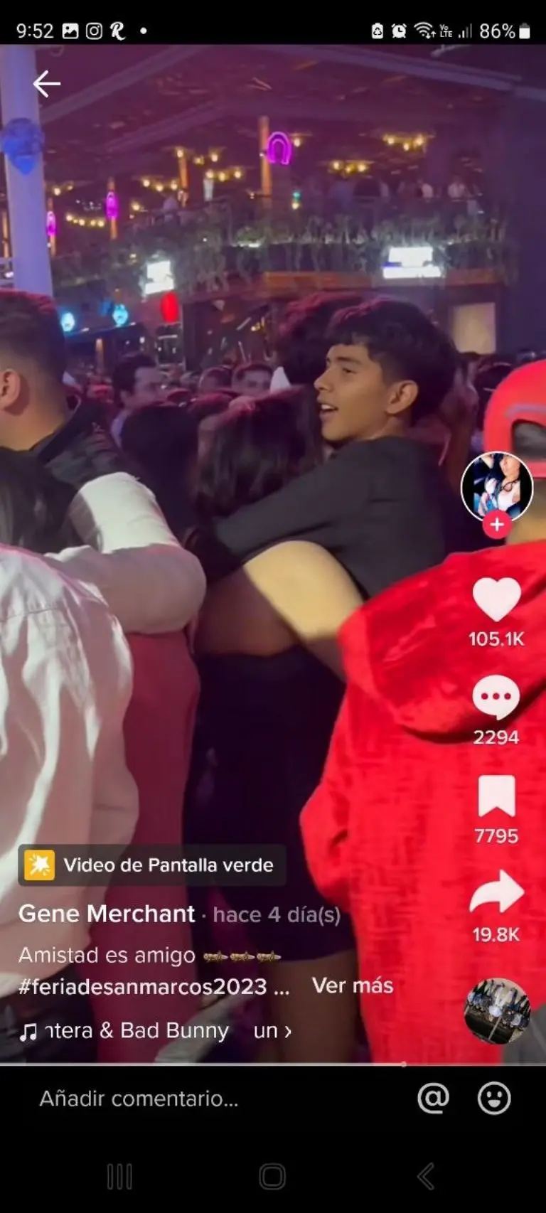 Joven engaña a su novio con amigo - tomada de video