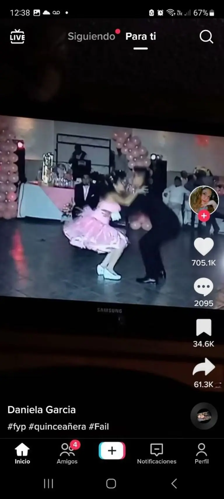 Quinceañera cae en pleno vals - Tomada de video