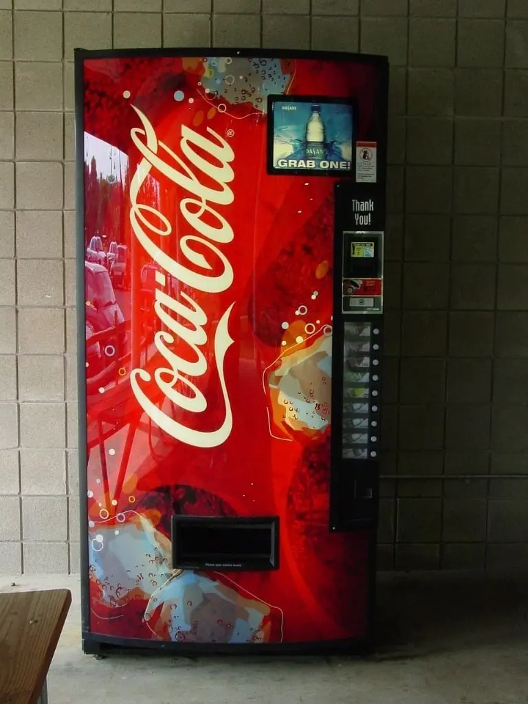 Revisa tu Coca-Cola, no vaya a ser pirata. Fuente: Pixabay