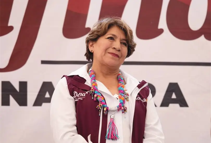 La maestra Delfina G&oacute;mez prometi&oacute; ayudar a los campesinos