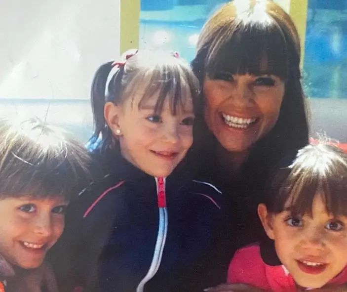 La famosa se someti&oacute;  a 17 inseminaciones artificiales y tres tratamientos de fertilizaci&oacute;n in vitro para poder tener a sus trillizos.