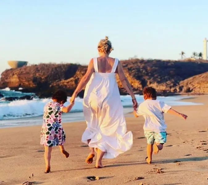 Tras haber perdido varios beb&eacute;s, la actriz se someti&oacute; a varios procesos de fertilizaci&oacute;n in vitro y as&iacute; es como tuvo a sus mellizos.