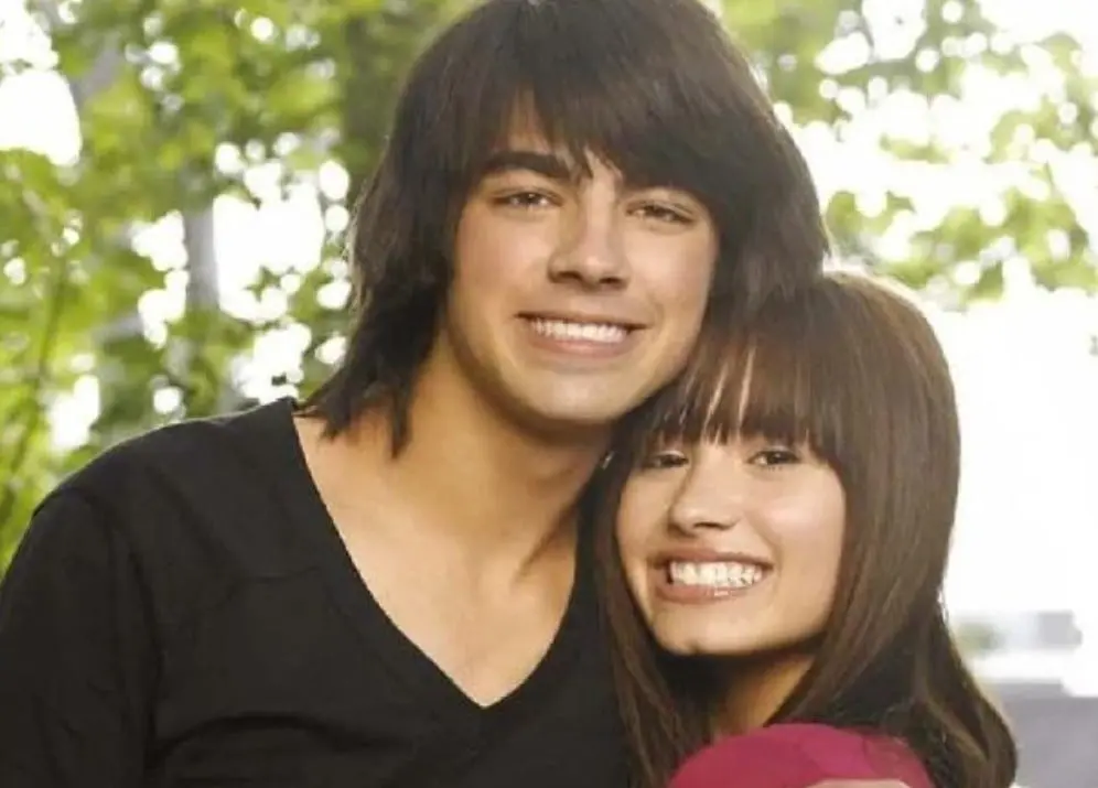 Joe Jonas interpretó a Shane Gray