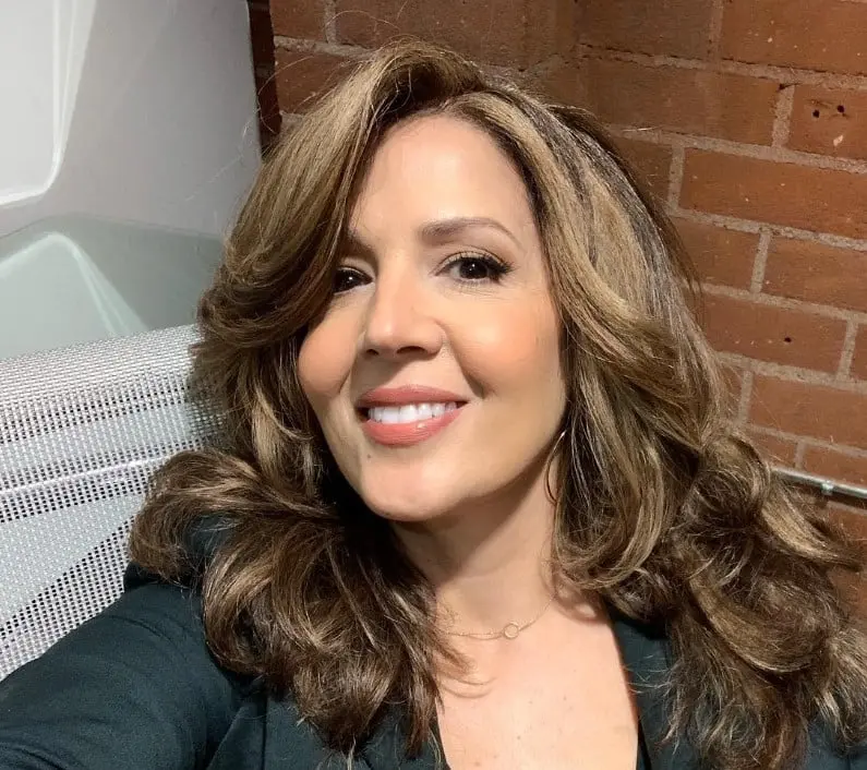 Ahora tiene 56 años, ha tenido participaciones especiales en series como Fuller House y The Big Bang Theory.