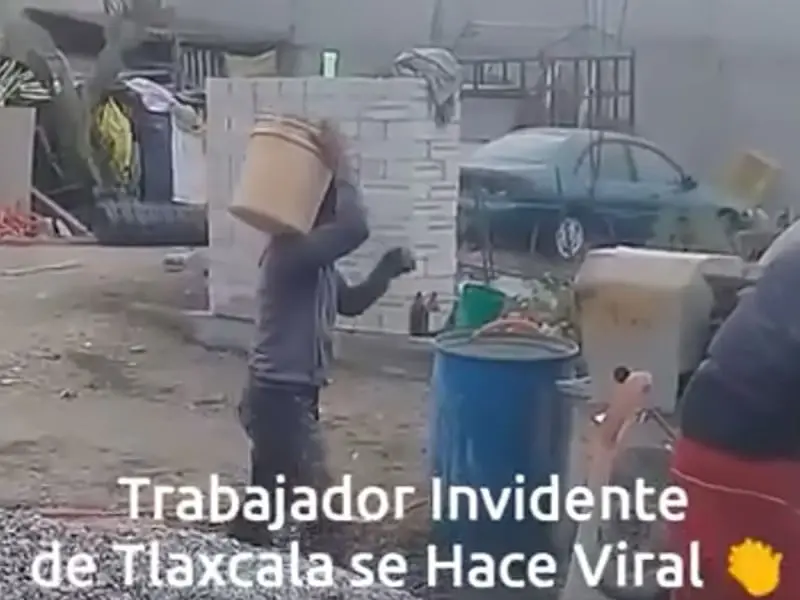 Alba&ntilde;il ciego se vuelve viral en redes sociales. 
